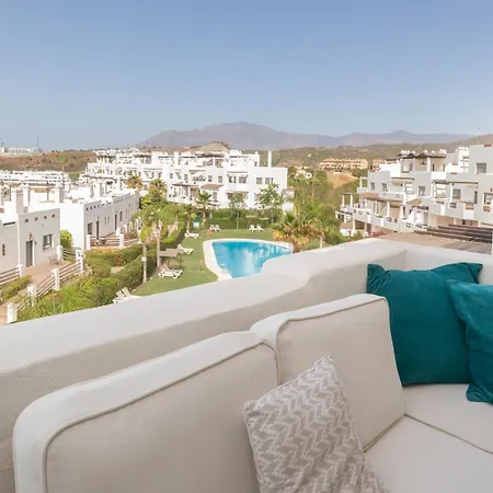 Sunset Luxury Penthouse - Happy